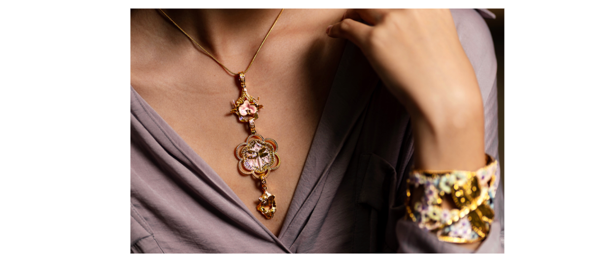 Why Statement Jewelry Makes a Meaningful Gift