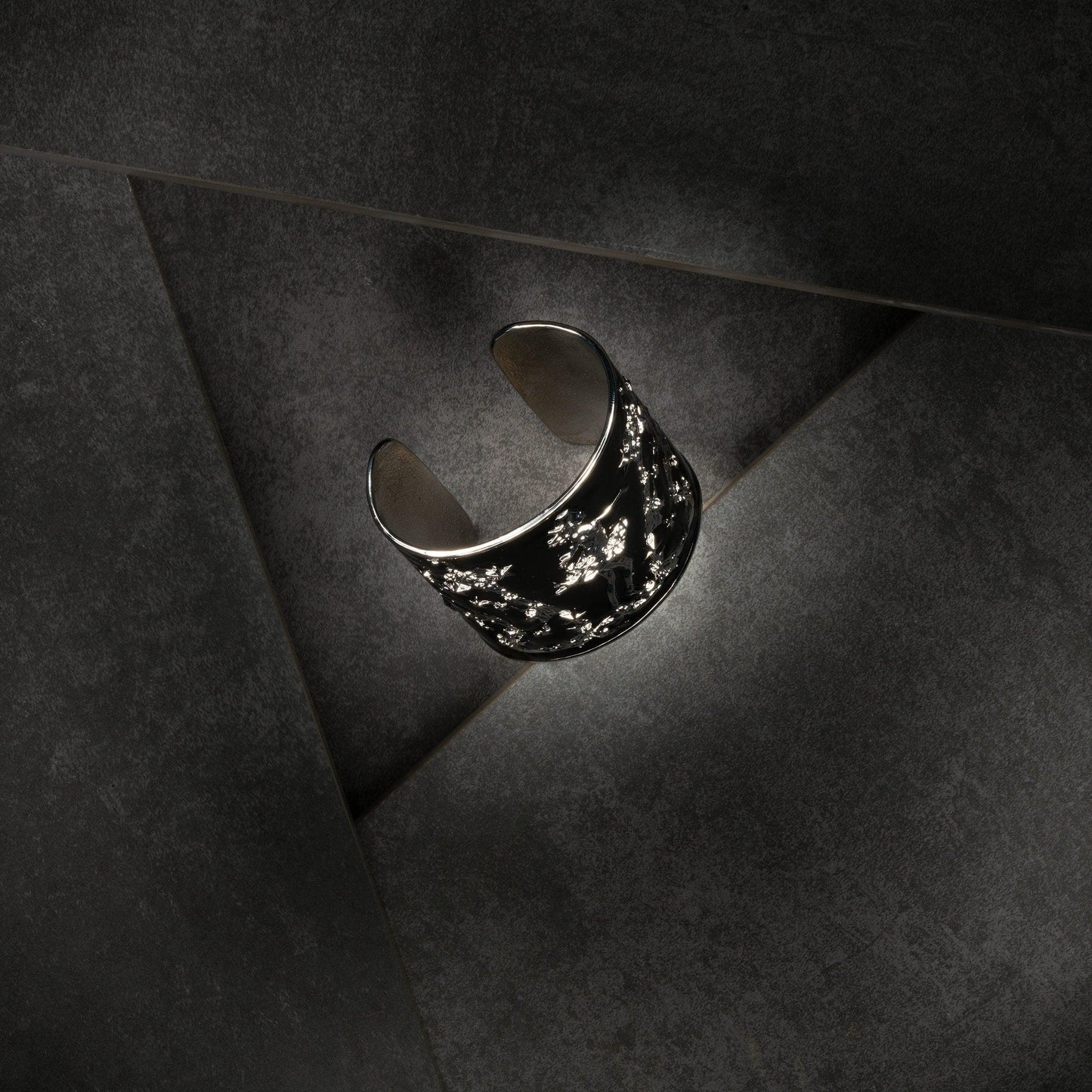 "She Moves The Stars" Bracelet Cuff - Silver & Black - Angela Mia Jewelry